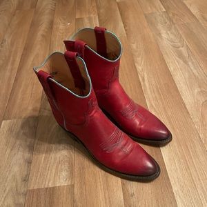 Lucchese Gaby red boots. Size 8.5B. Brand new!